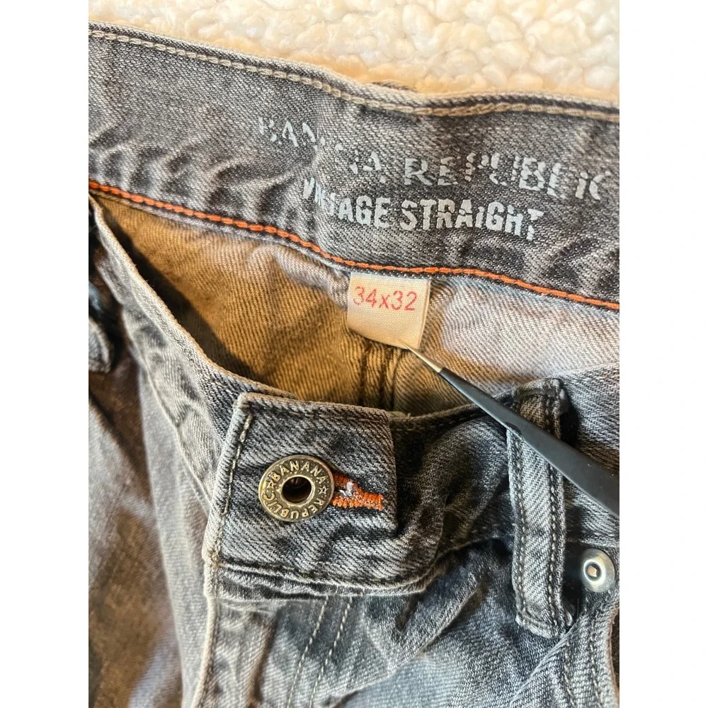 Banana Republic Vintage Straight Jeans Mens 34x32 Faded Black Distressed Denim